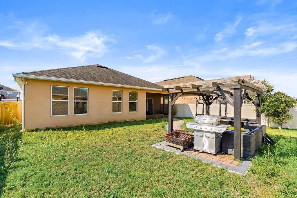 Image 35 of 53 For 3943 Green Sabal Drive