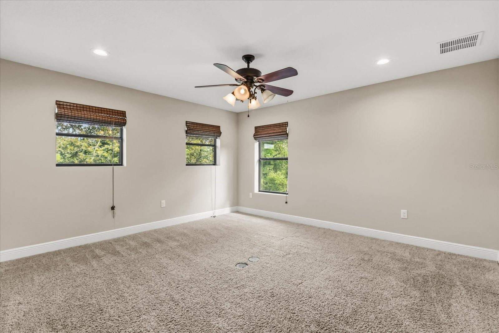 Image 19 of 50 For 6346 Dallas Boulevard