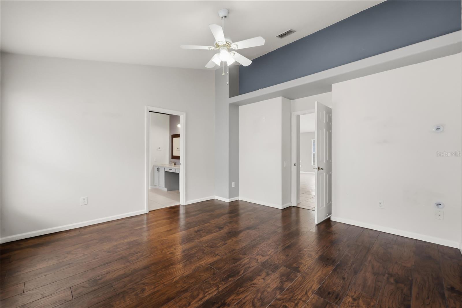 Image 15 of 46 For 3196 Stonehurst Circle