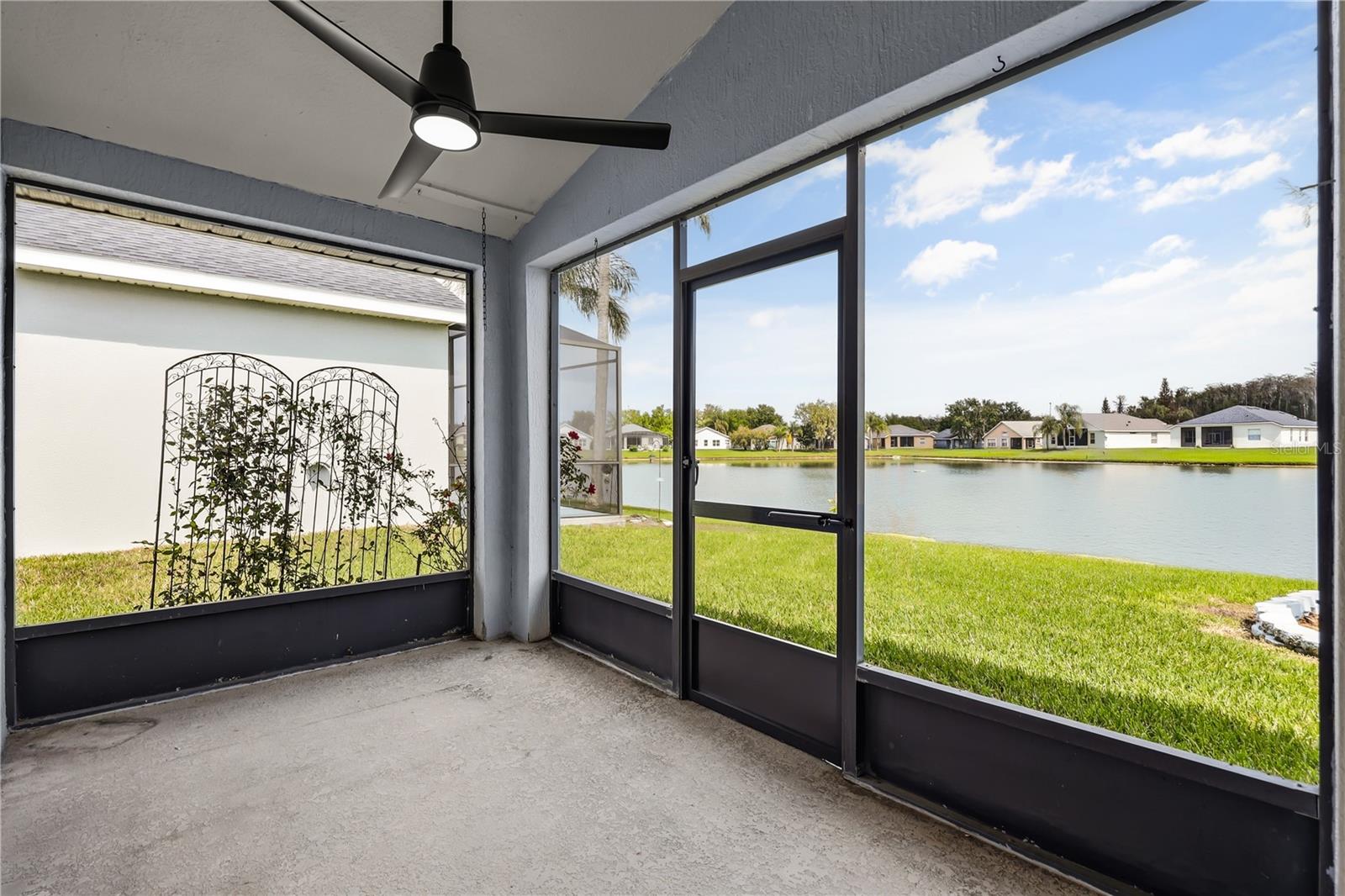 Image 30 of 46 For 3196 Stonehurst Circle