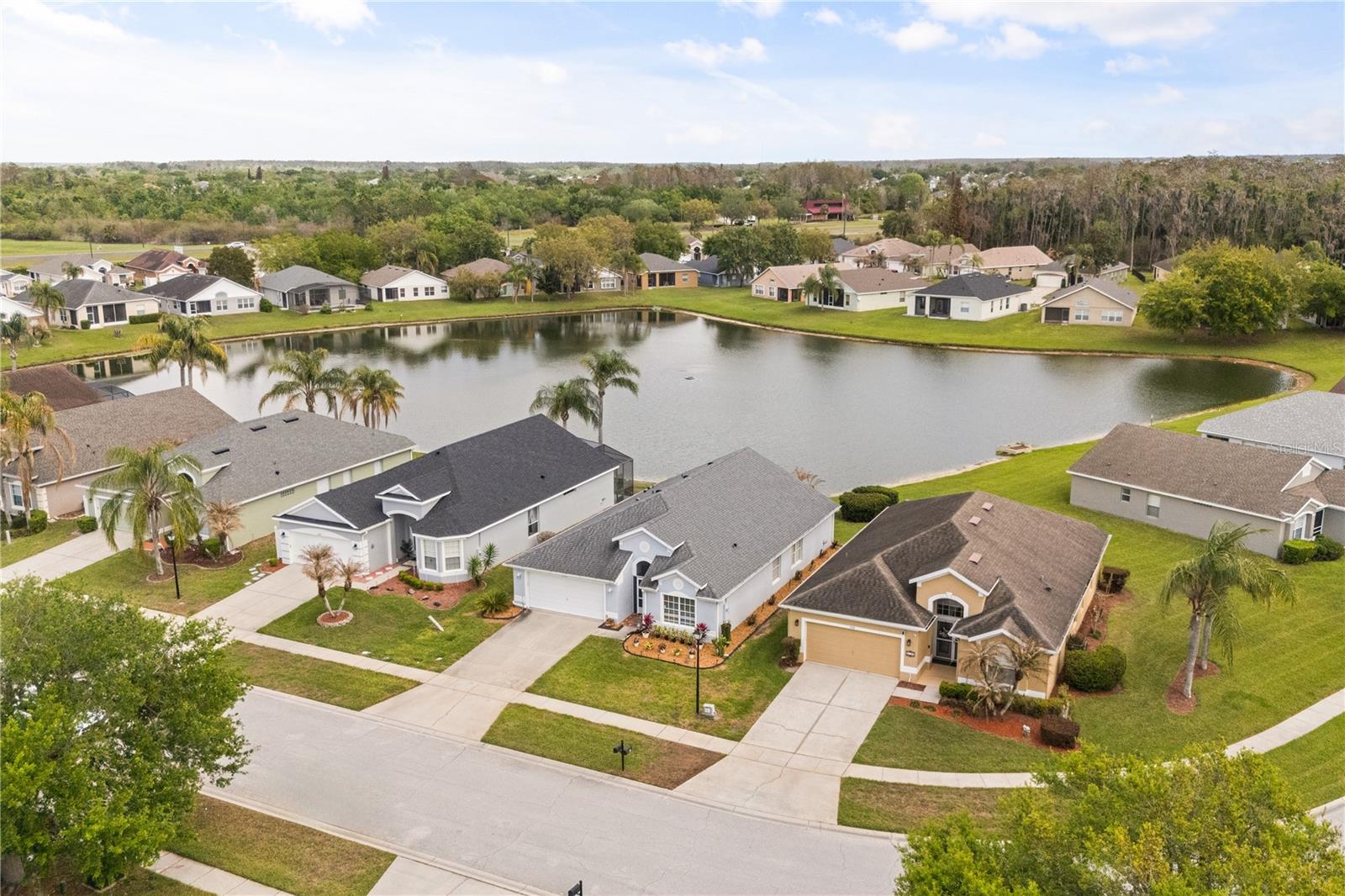 Image 33 of 46 For 3196 Stonehurst Circle