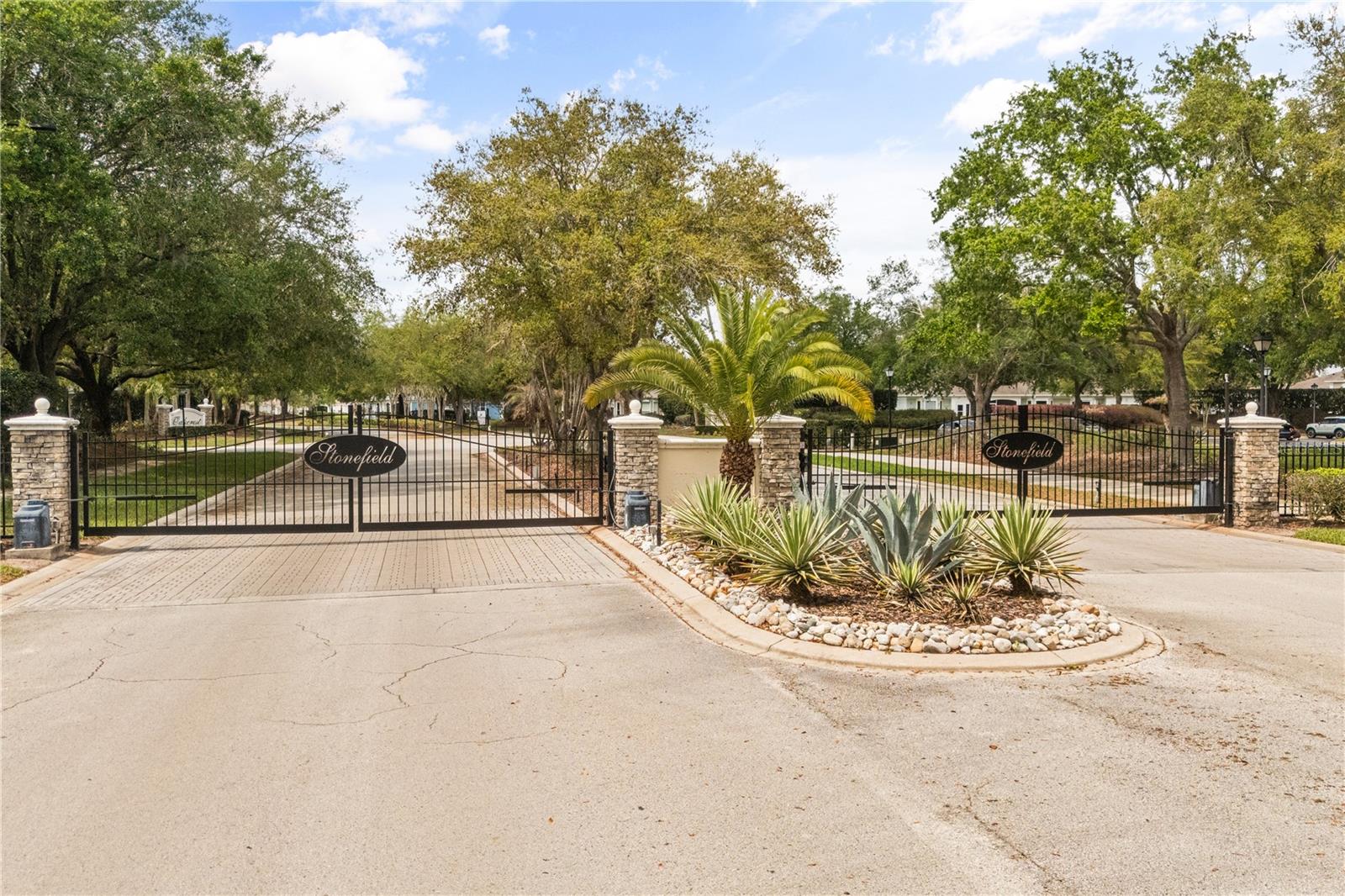 Image 36 of 46 For 3196 Stonehurst Circle