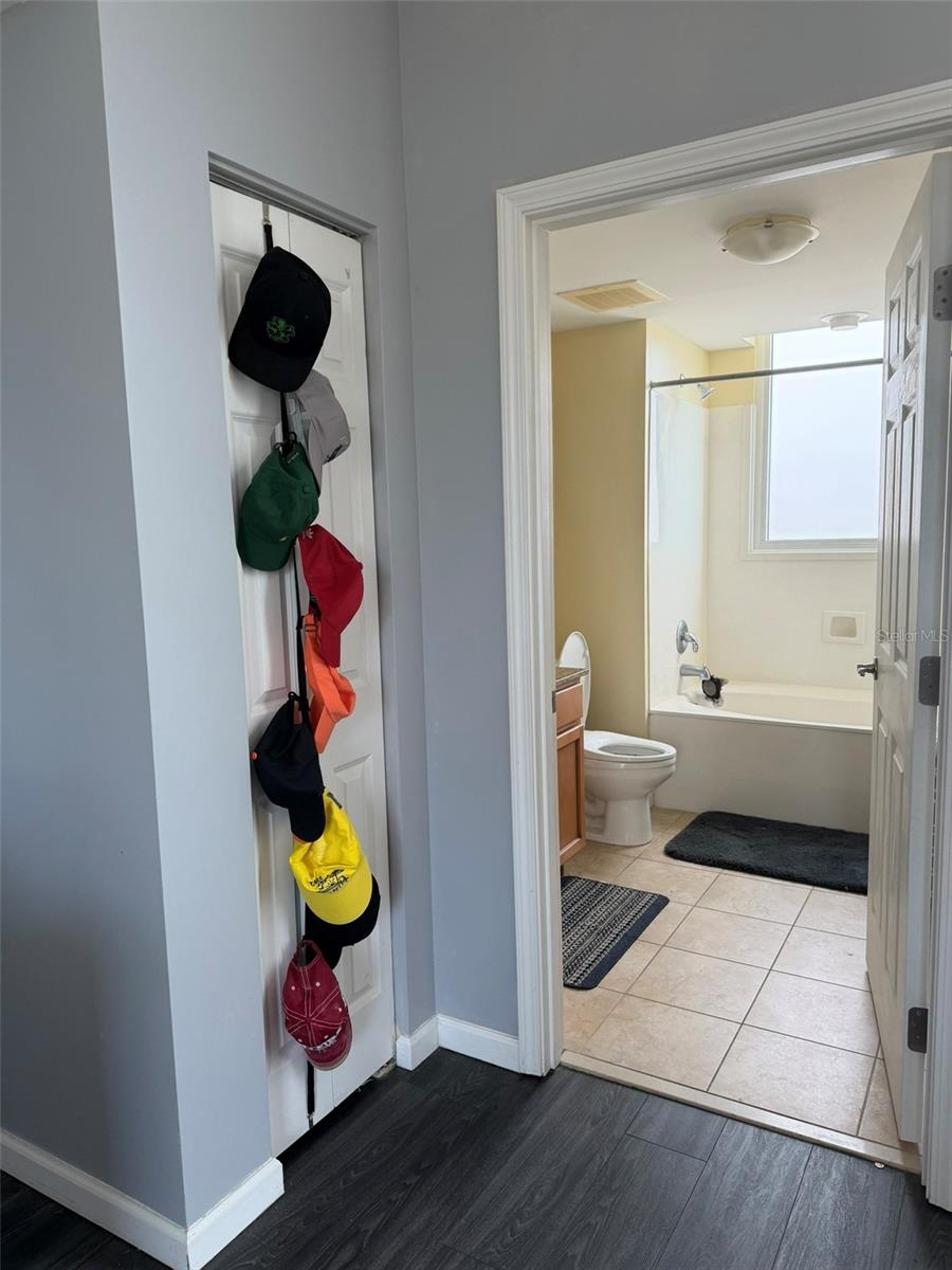 Image 10 of 22 For 4203 Indian Bayou Trail 1302