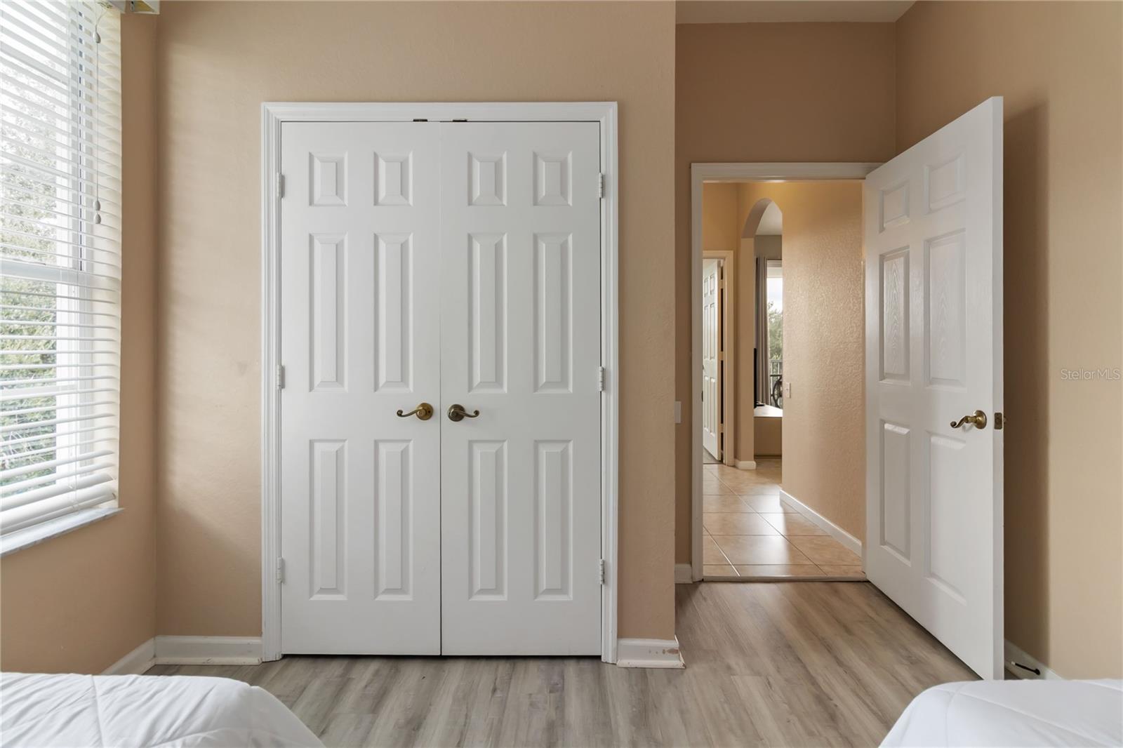 Image 30 of 45 For 8105 Coconut Palm Way 303