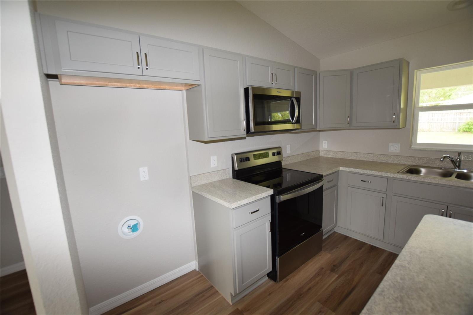 Image 14 of 23 For 21 Olive Circle