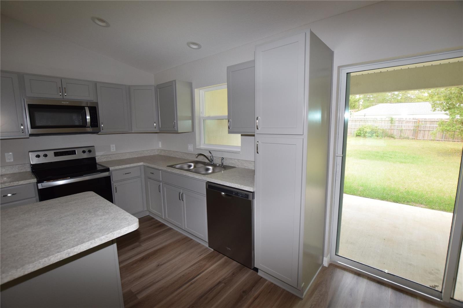 Image 16 of 23 For 21 Olive Circle