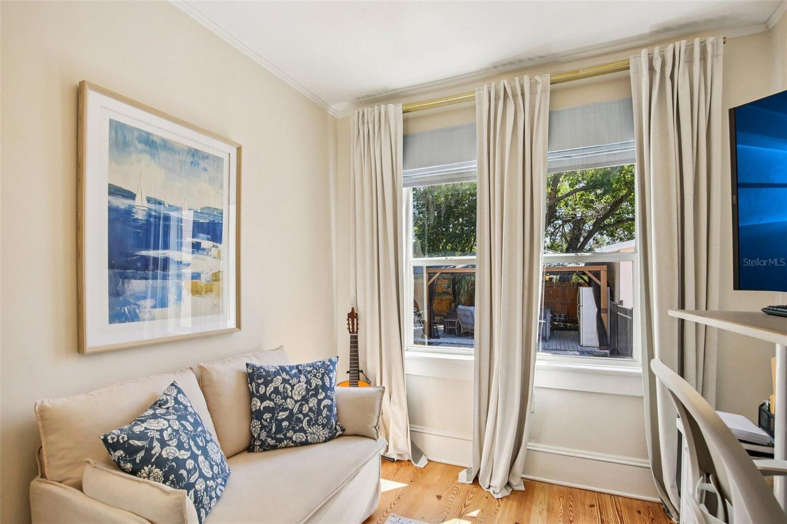 Image 21 of 47 For 1135 Marine Street