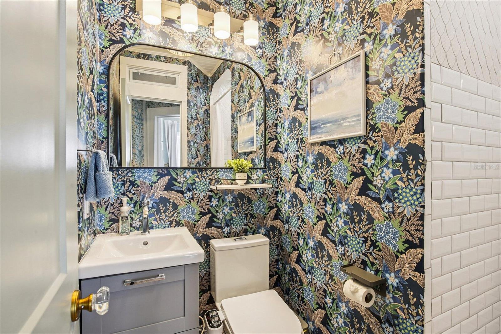 Image 24 of 47 For 1135 Marine Street