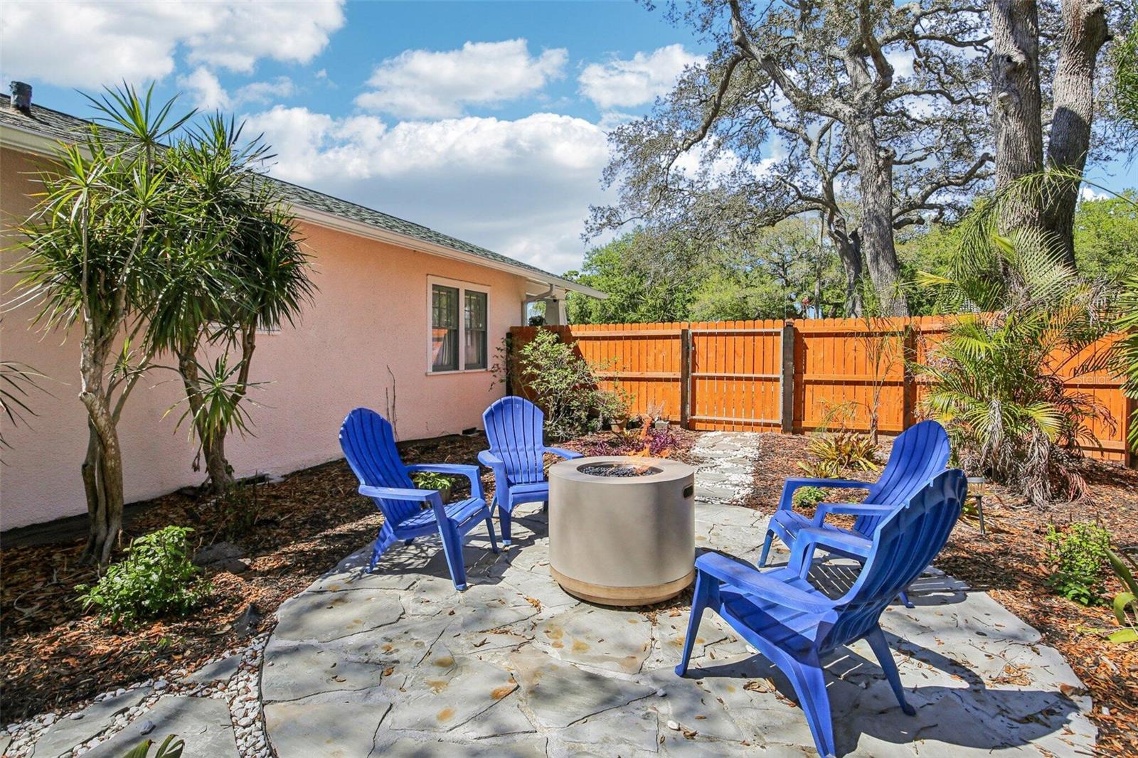 Image 40 of 47 For 1135 Marine Street