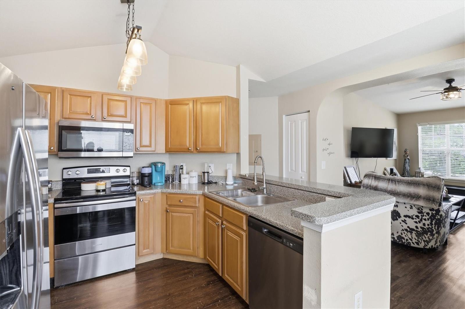 Image 10 of 19 For 11819 Estates Club Drive 1721