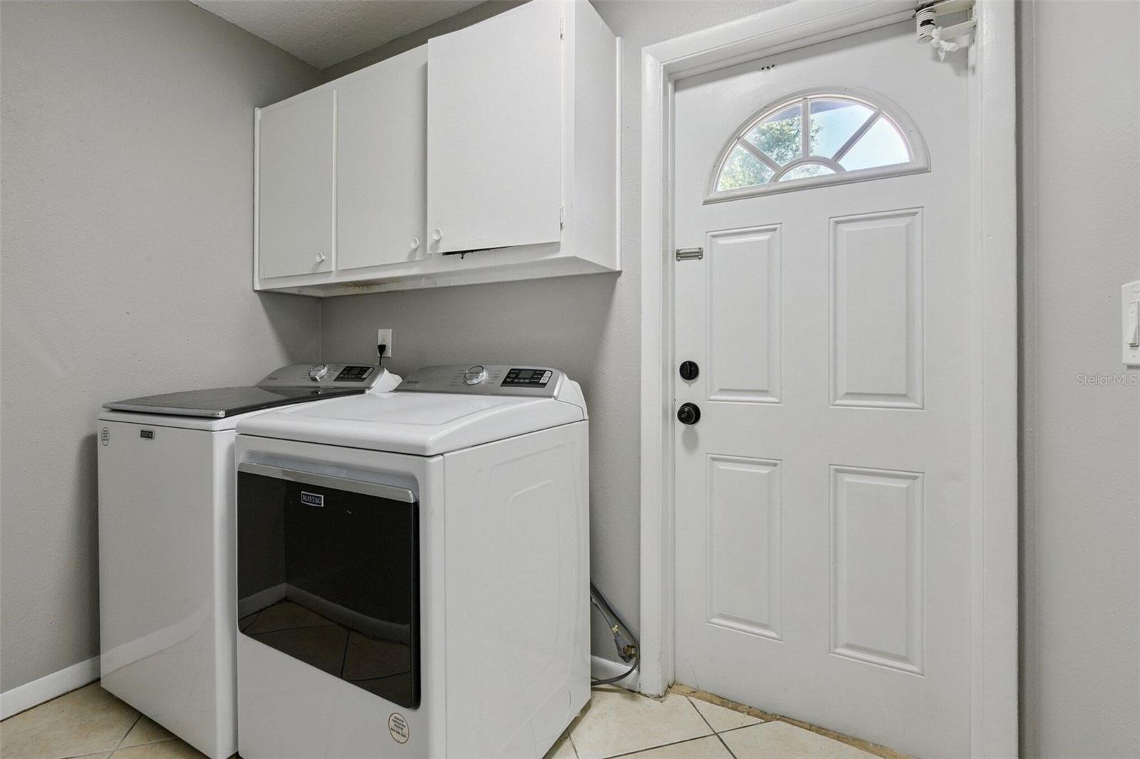 Image 13 of 25 For 7111 Gateway Court