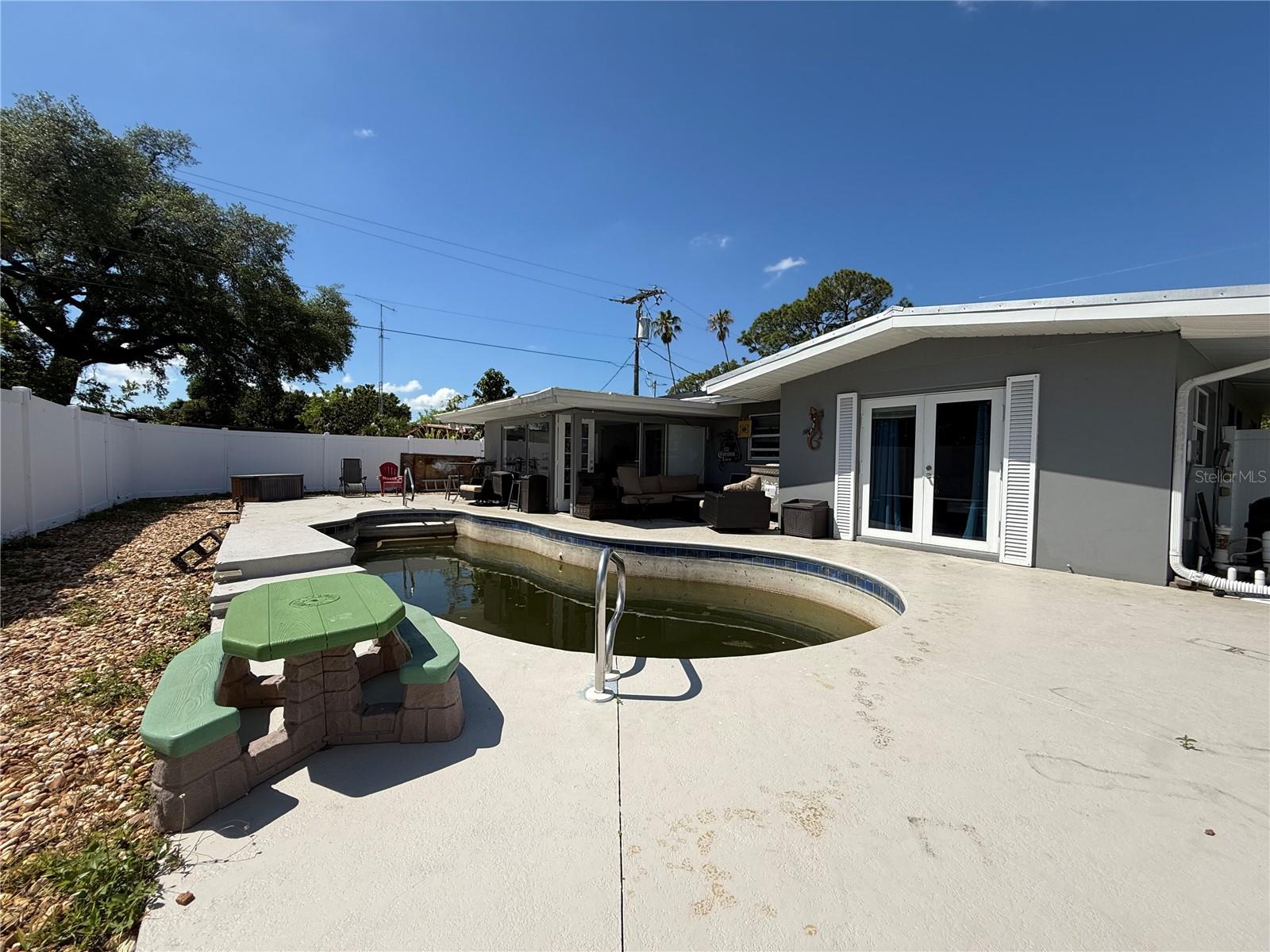 Image 41 of 44 For 3657 Kelly Street