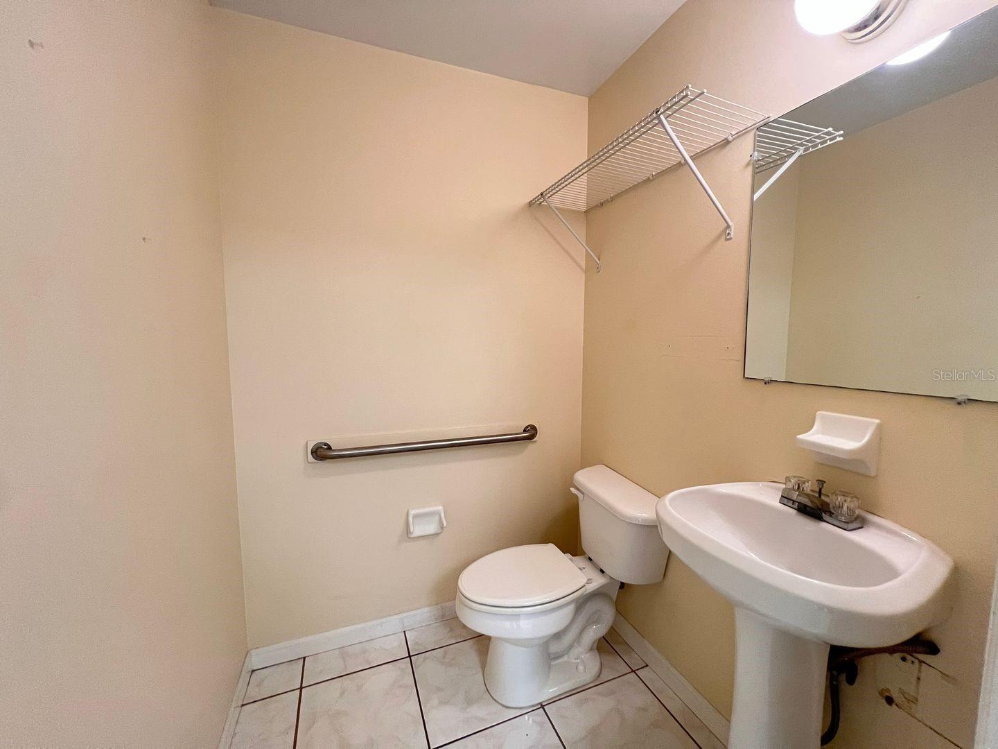 Image 20 of 21 For 4400 Highway 19a  9