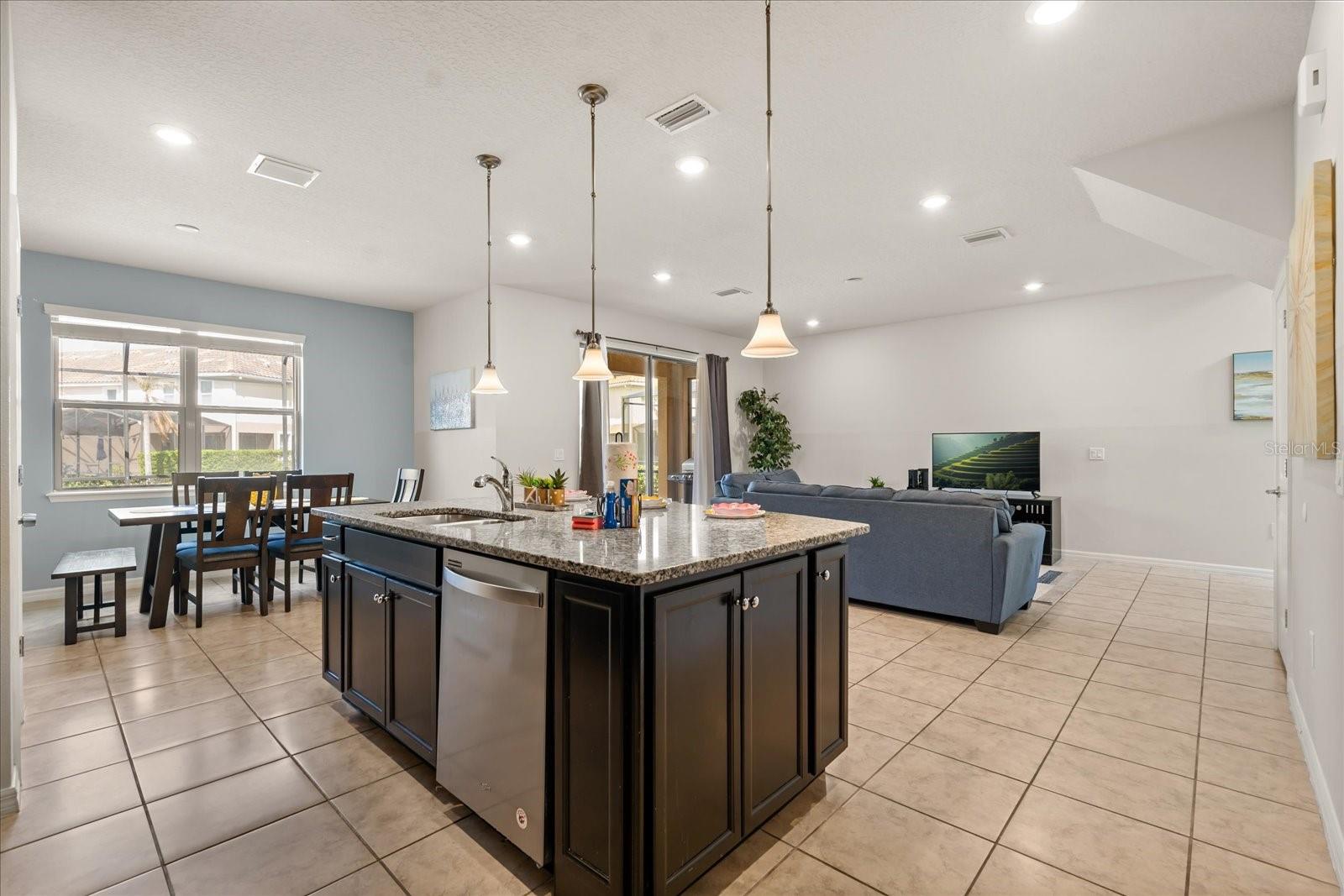 Image 13 of 52 For 5425 Misty Oak Circle