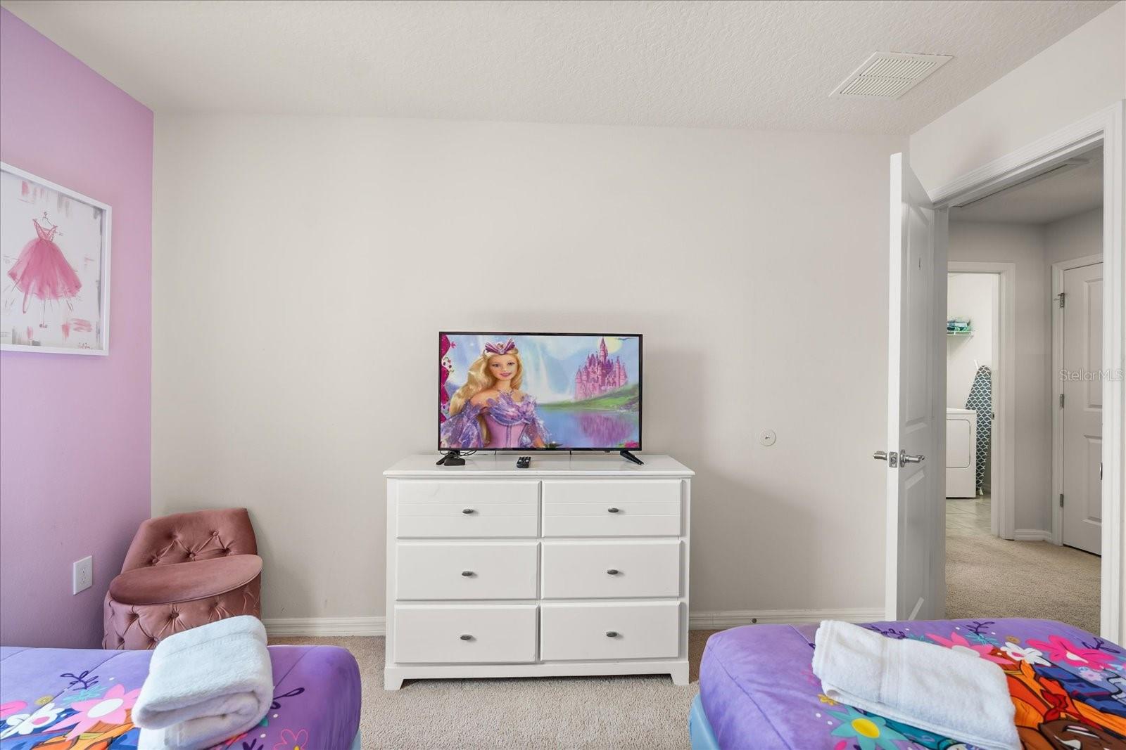 Image 16 of 52 For 5425 Misty Oak Circle