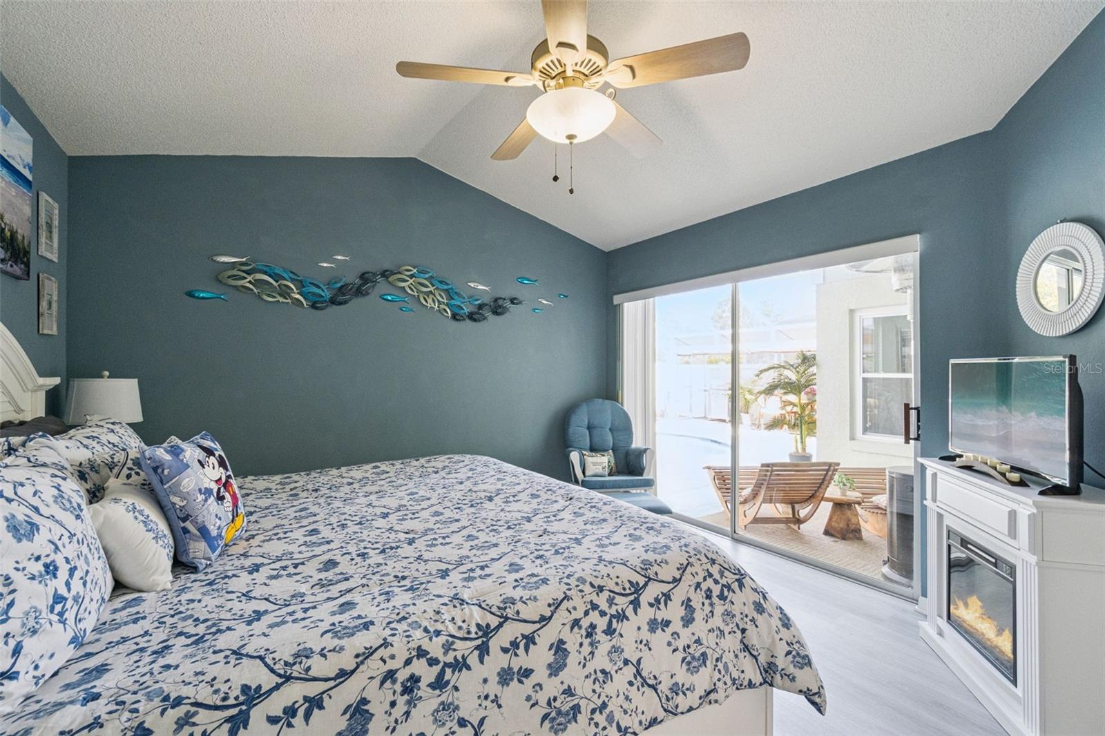 Image 10 of 25 For 326 Canary Island Circle