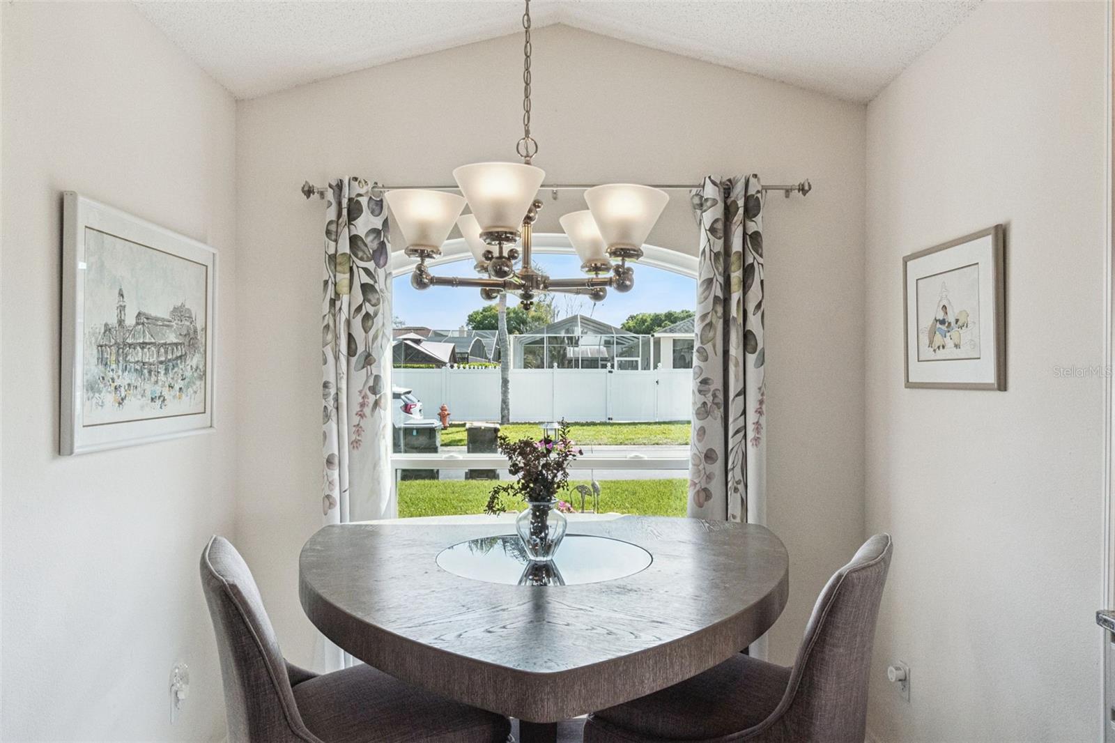 Image 7 of 25 For 326 Canary Island Circle