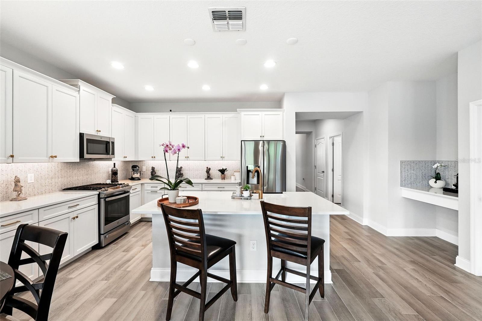 Image 10 of 54 For 12410 Encore At Ovation Way