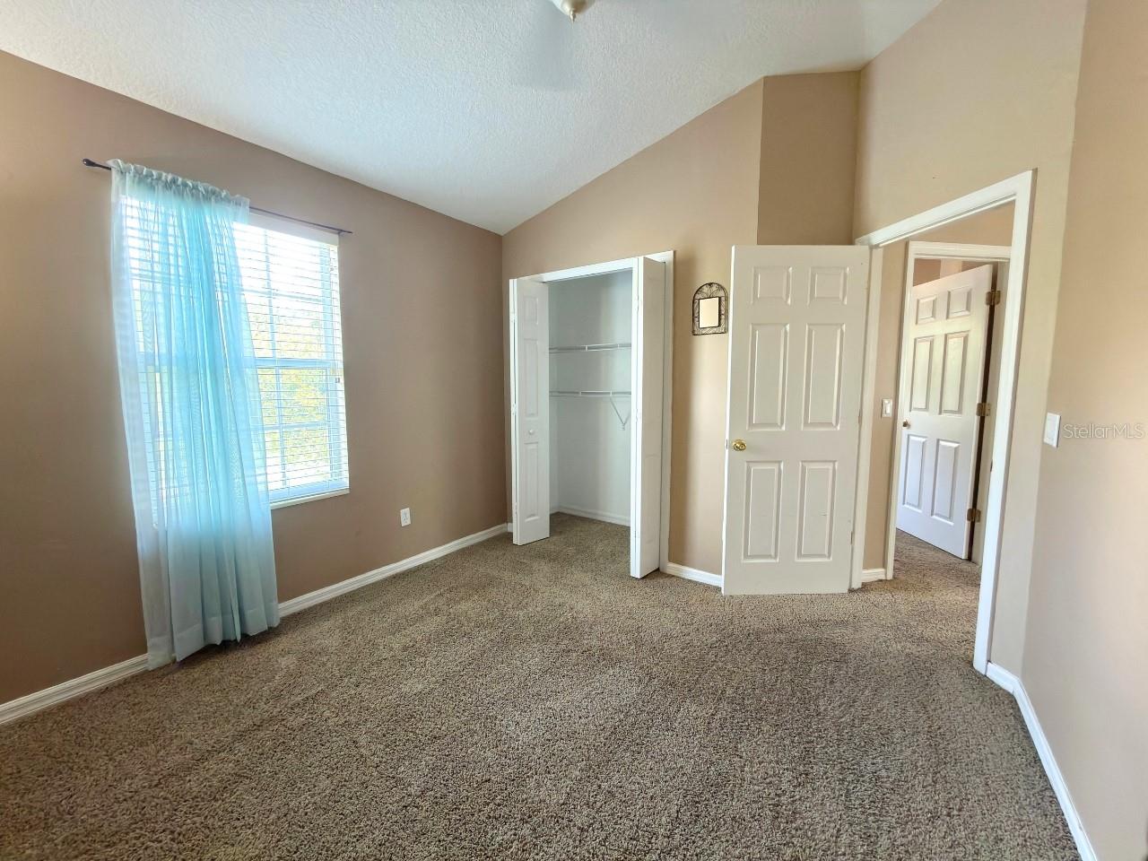 Image 23 of 33 For 14478 Bridgewater Crossings Boulevard