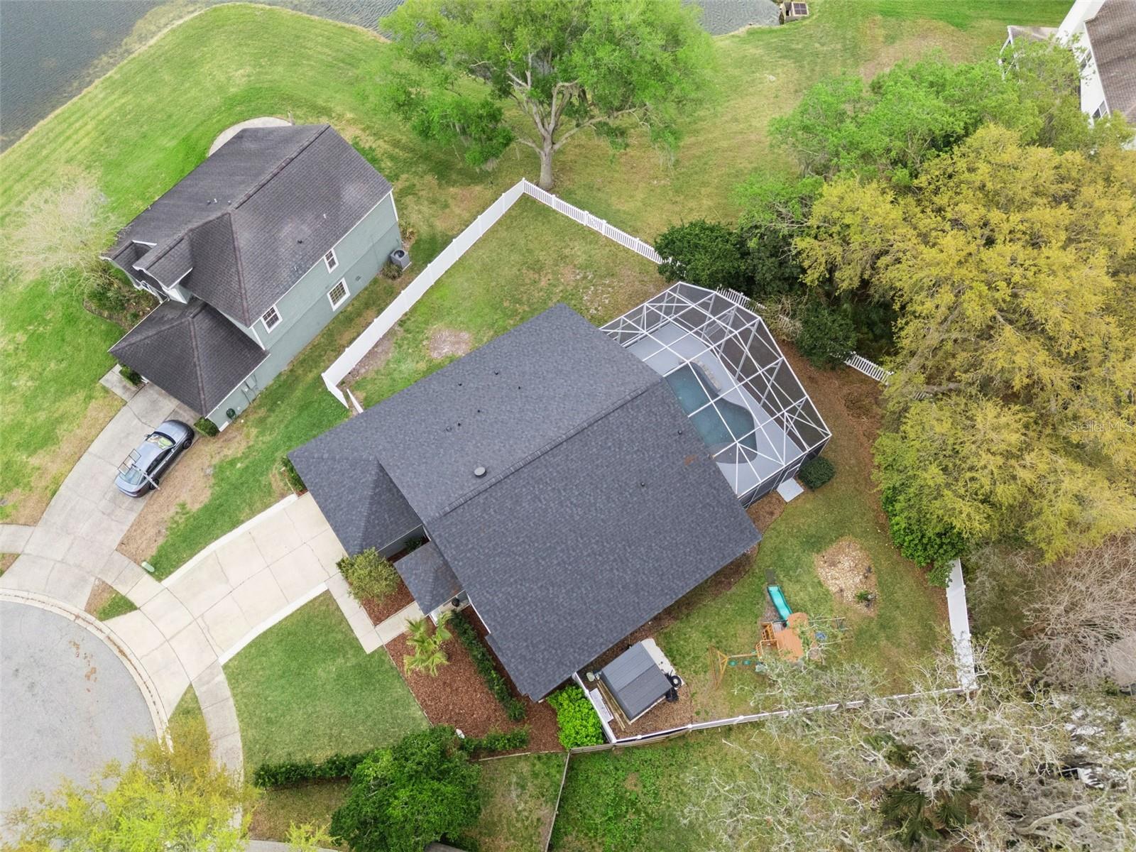 Image 43 of 44 For 1996 Magies Court