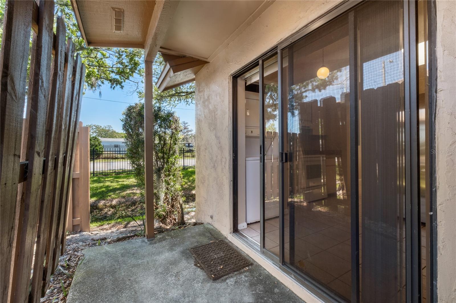 Image 11 of 11 For 314 Douglas Way 900