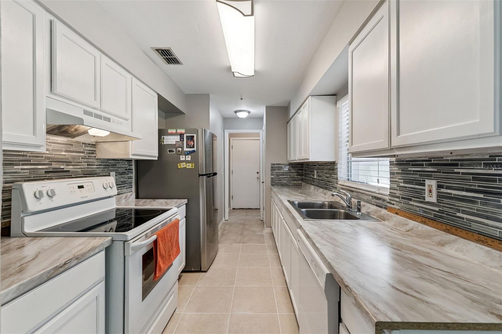 Image 13 of 37 For 2072 Burma Road