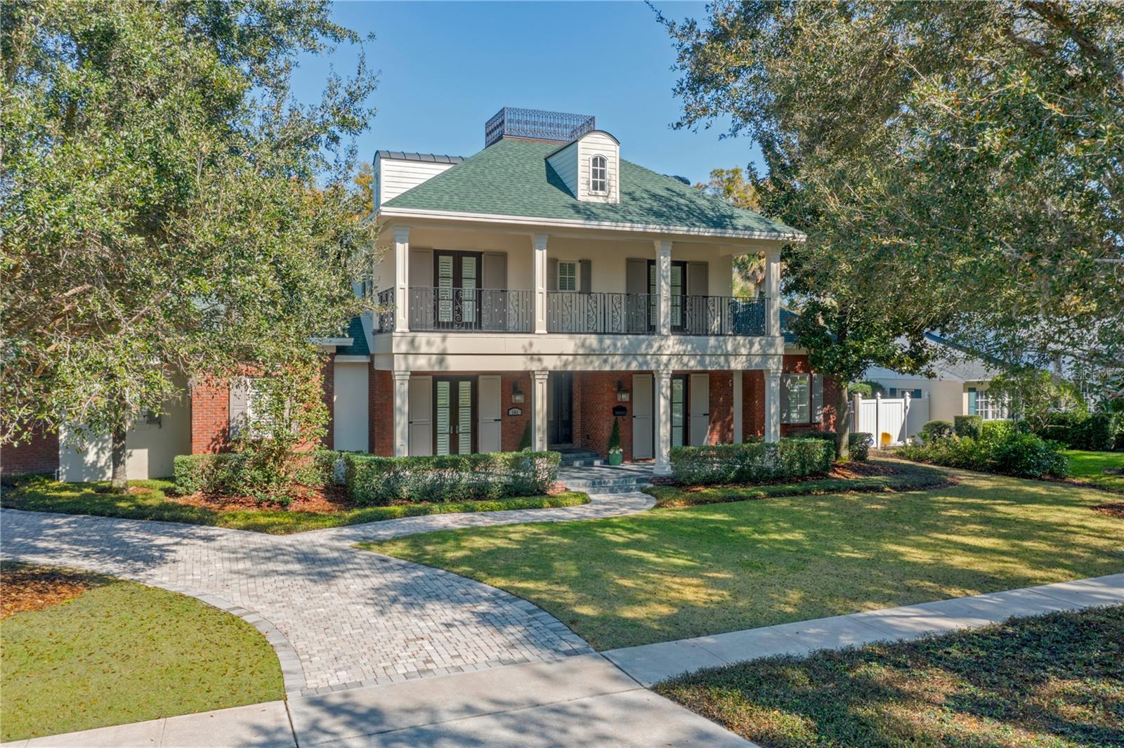 Image 2 of 66 For 141 Glenridge Way