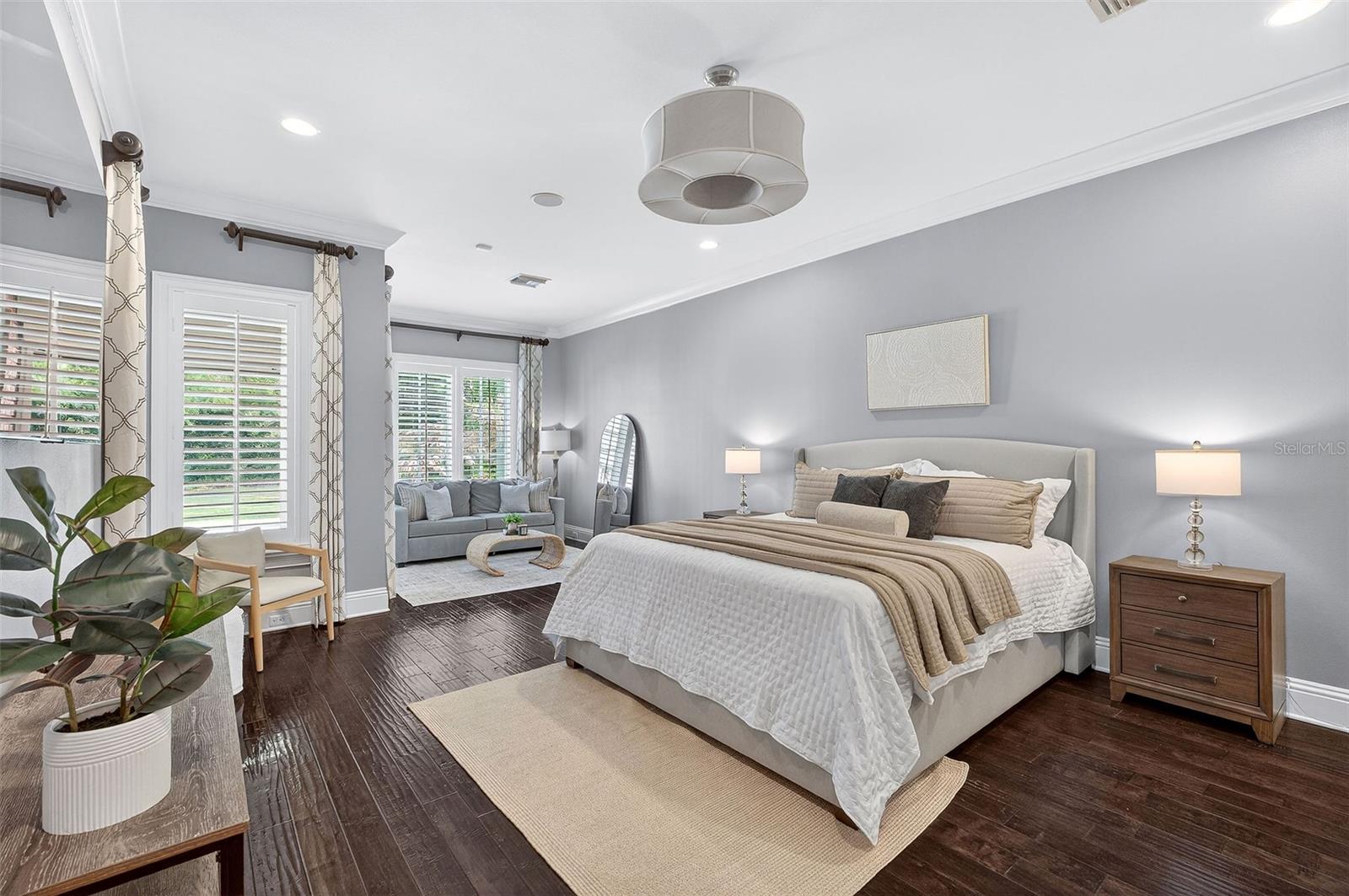 Image 31 of 66 For 141 Glenridge Way