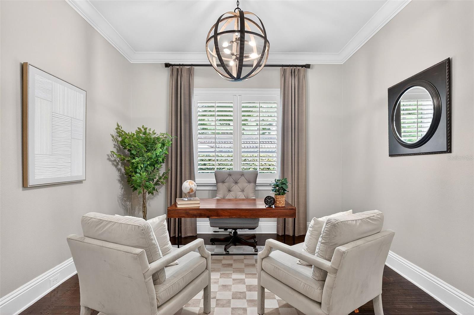 Image 41 of 66 For 141 Glenridge Way