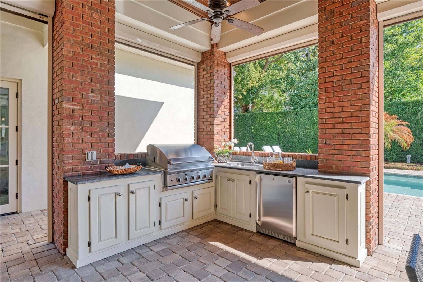 Image 61 of 66 For 141 Glenridge Way