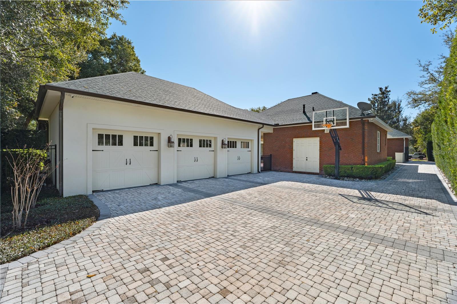 Image 62 of 66 For 141 Glenridge Way