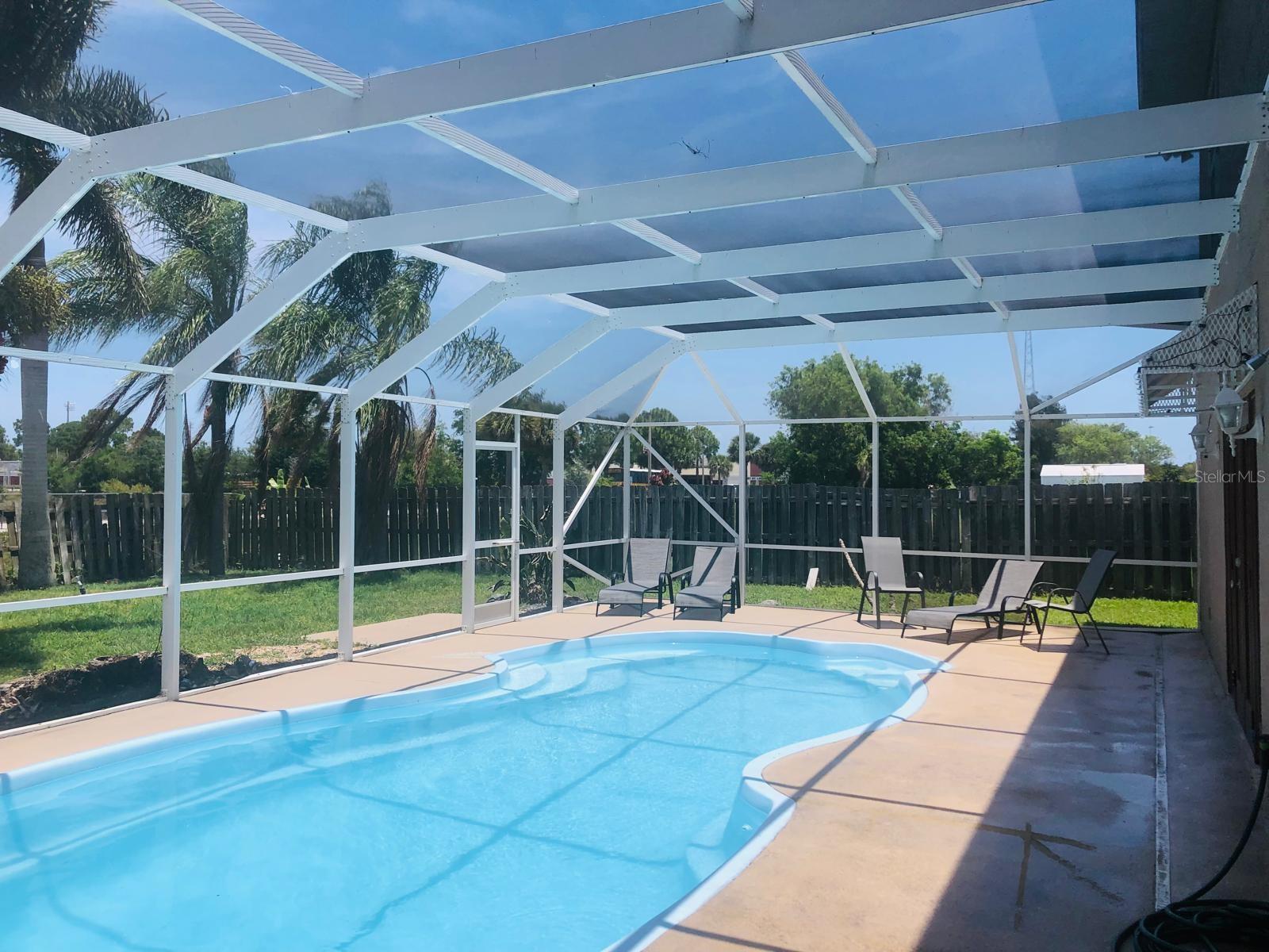 Image 21 of 25 For 2112 East Dunbrooke Cir