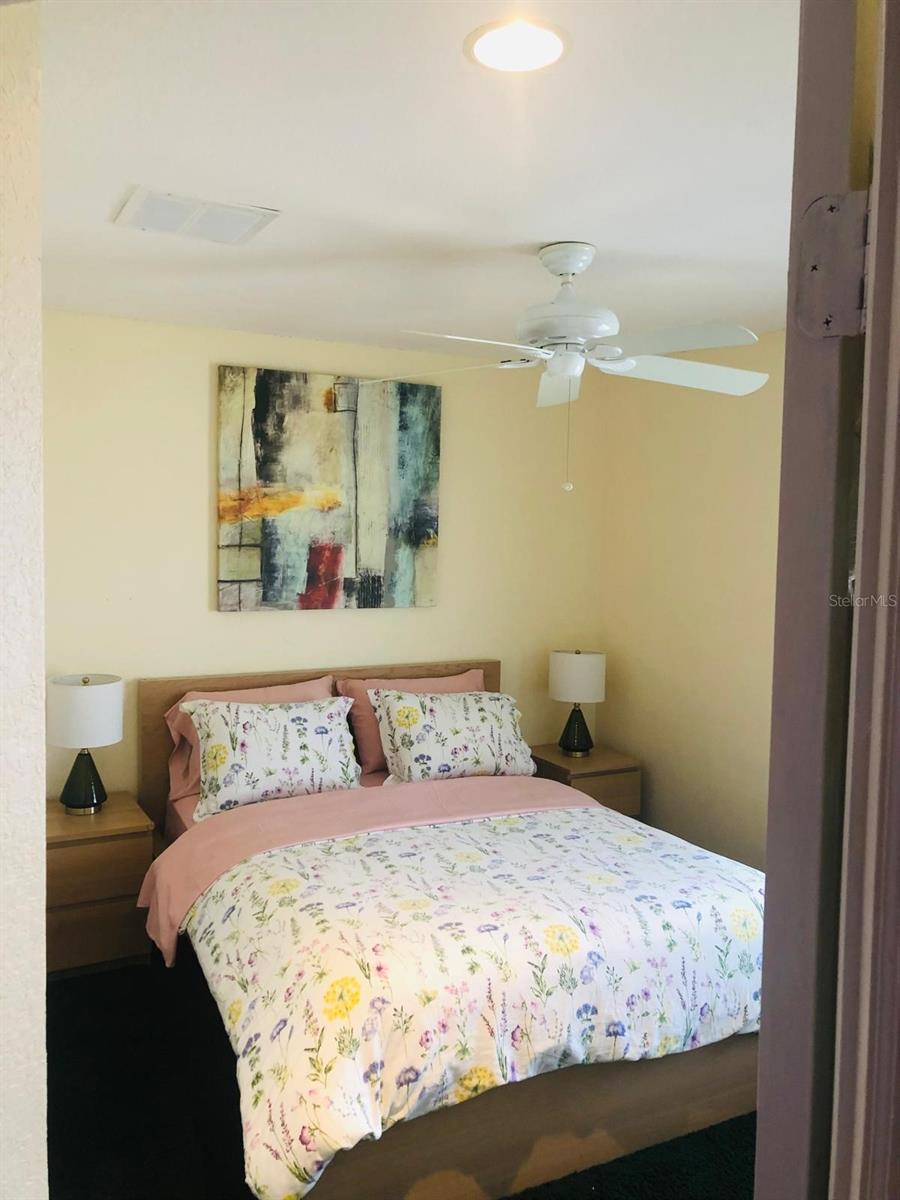 Image 6 of 25 For 2112 East Dunbrooke Cir