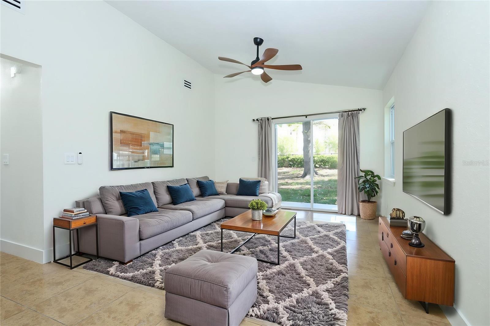 Image 15 of 48 For 11639 Shilpa Court