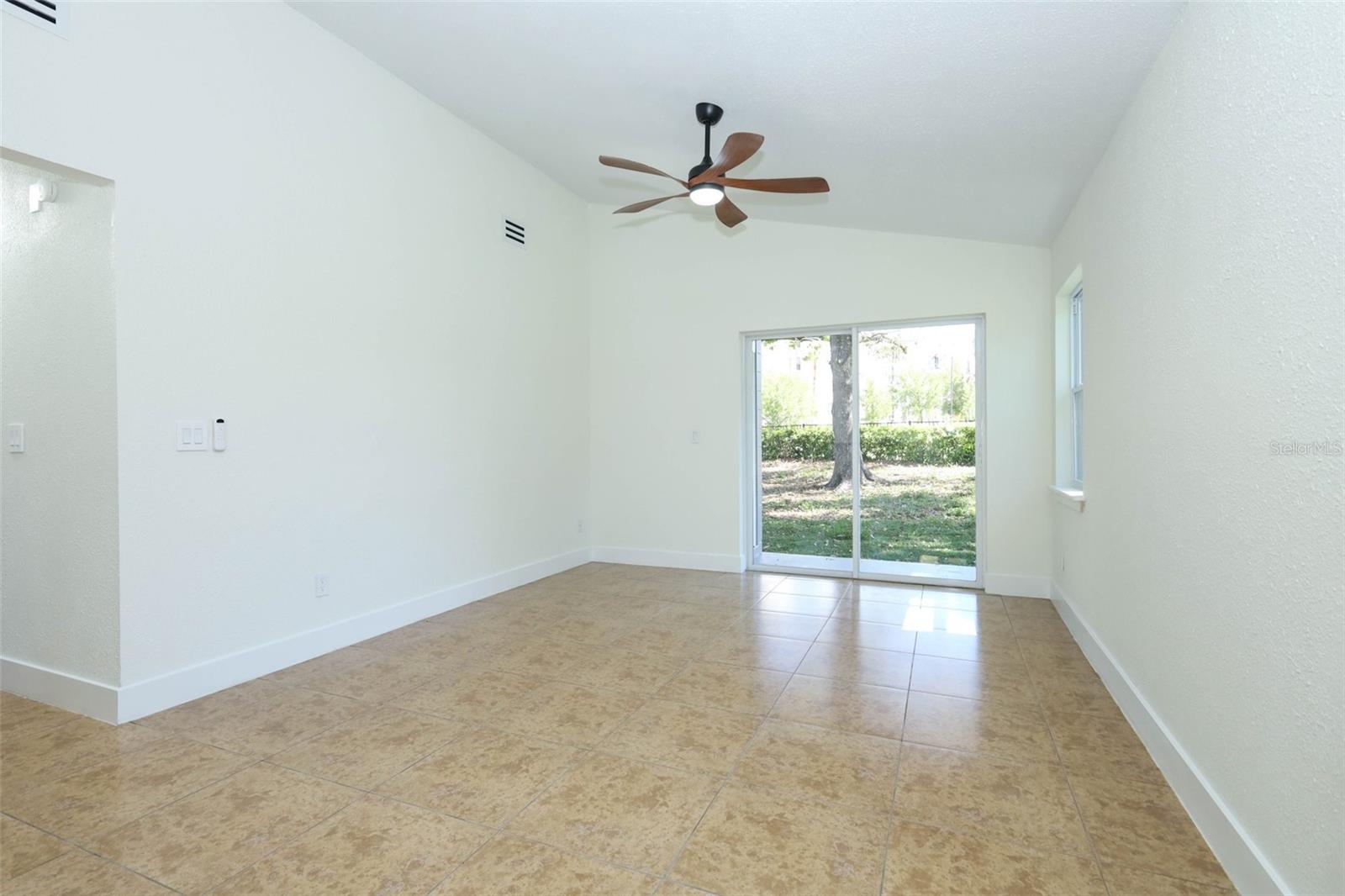 Image 16 of 48 For 11639 Shilpa Court