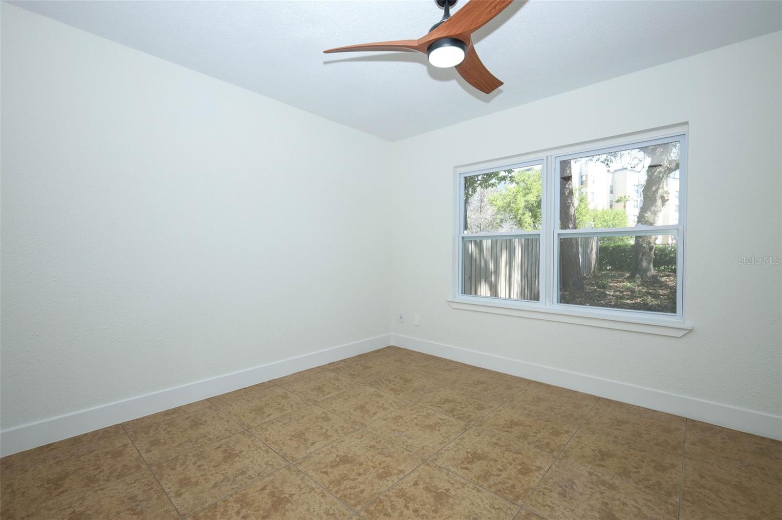 Image 24 of 48 For 11639 Shilpa Court