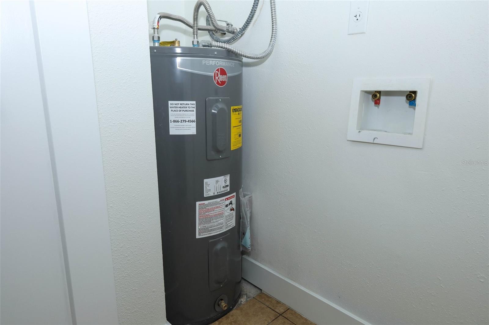 Image 27 of 48 For 11639 Shilpa Court