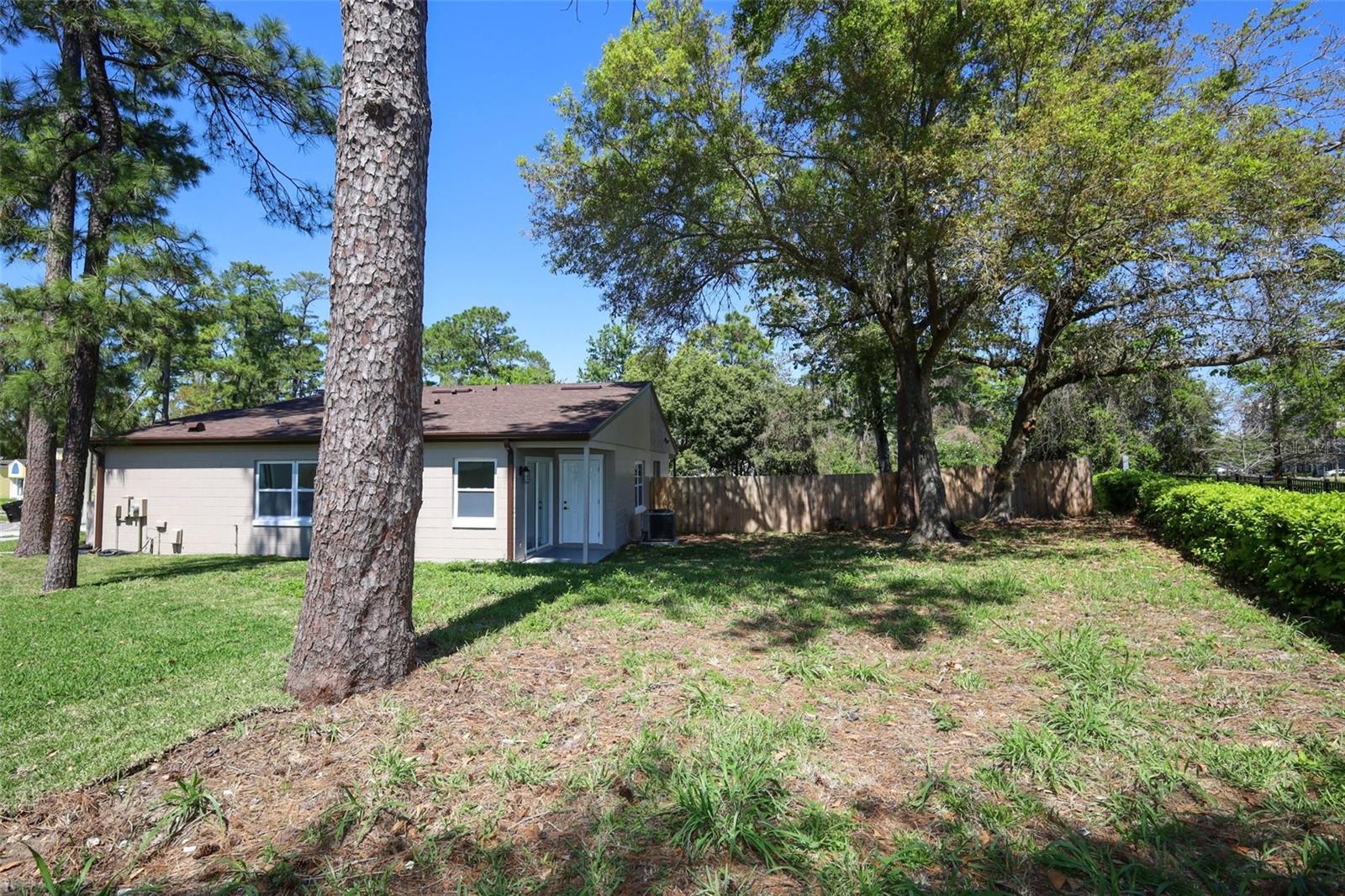 Image 32 of 48 For 11639 Shilpa Court