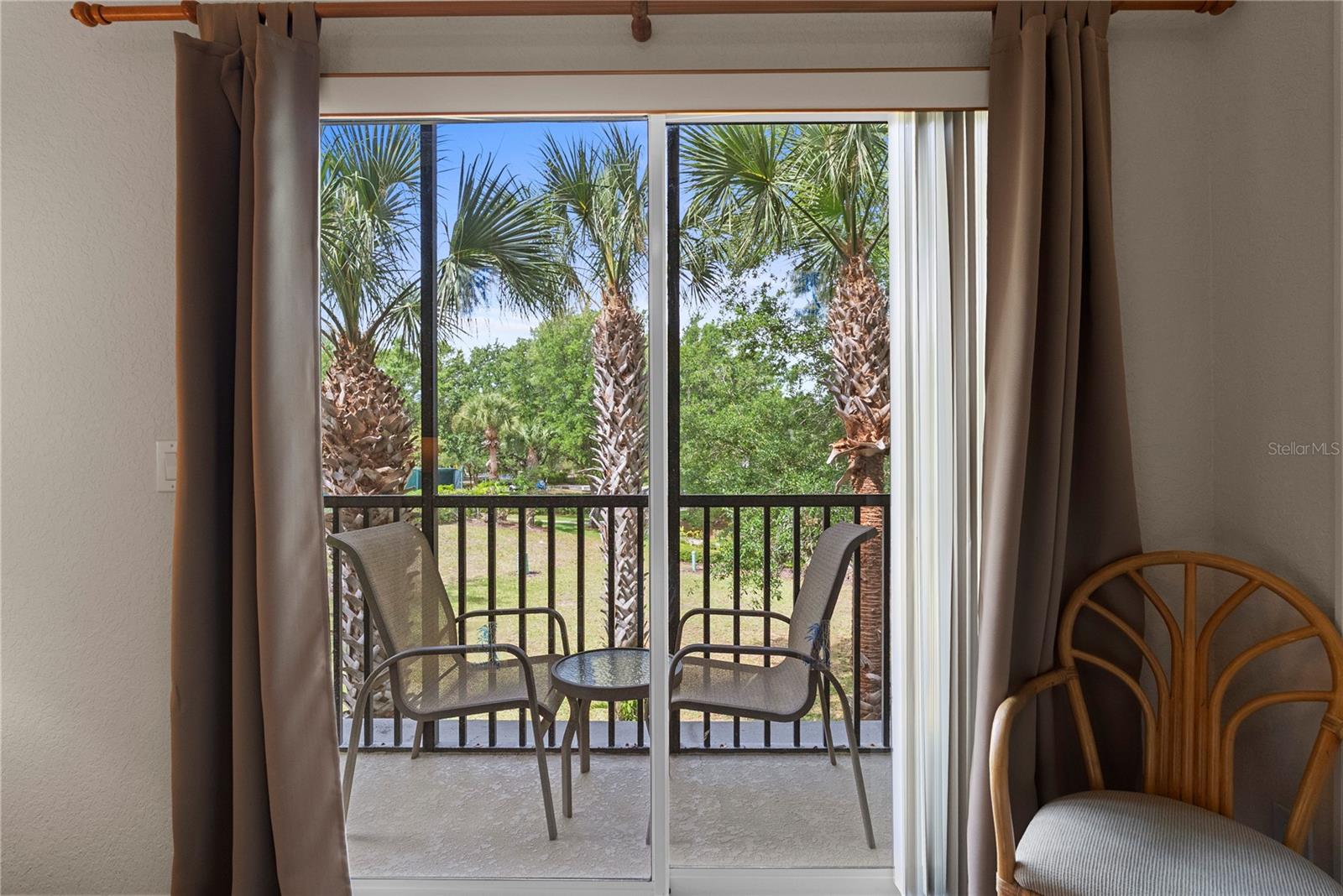 Image 11 of 25 For 806 Gran Bahama Boulevard 30806