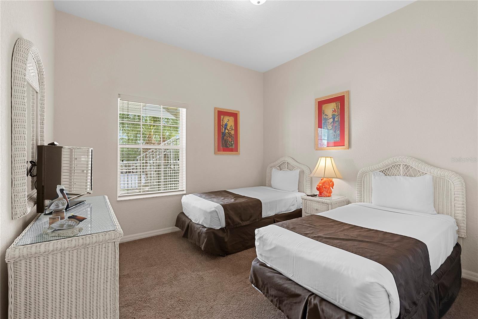 Image 12 of 25 For 806 Gran Bahama Boulevard 30806