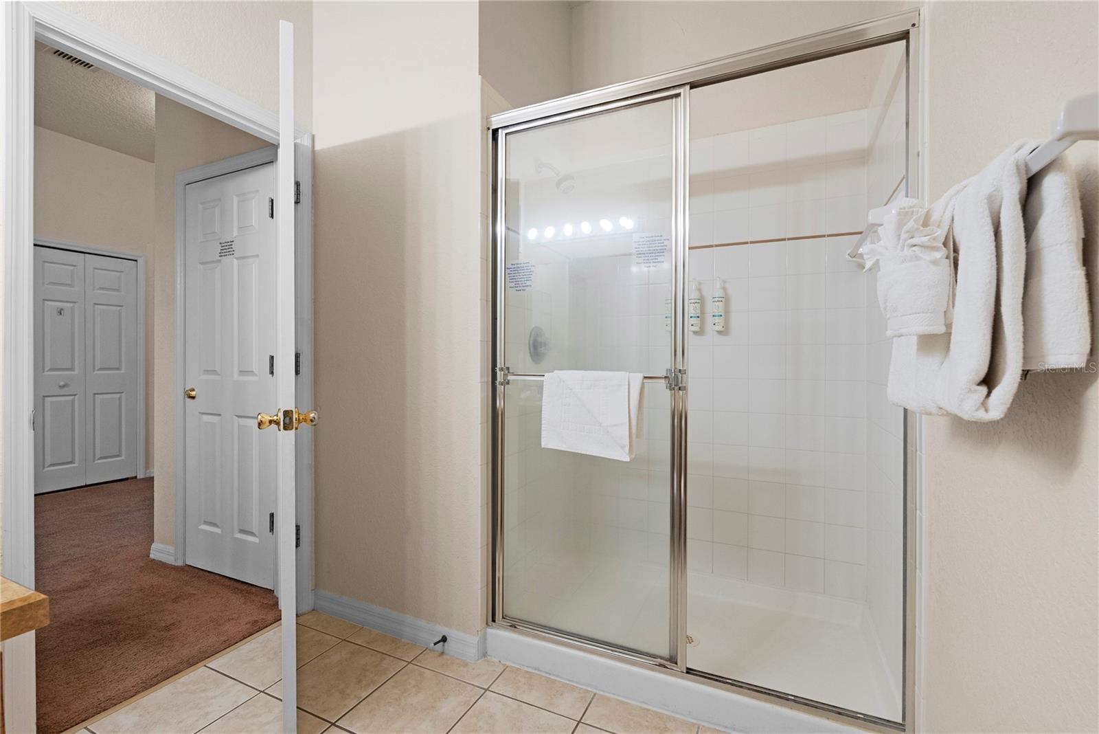 Image 17 of 25 For 806 Gran Bahama Boulevard 30806