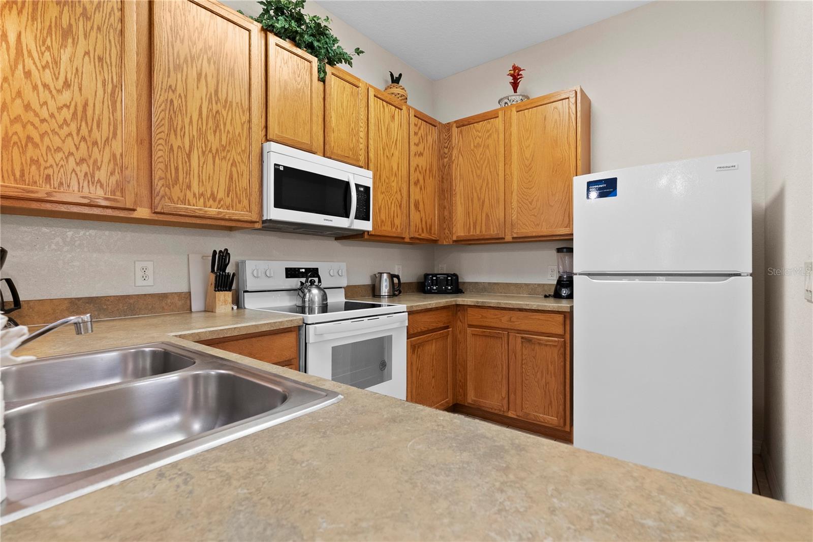 Image 7 of 25 For 806 Gran Bahama Boulevard 30806