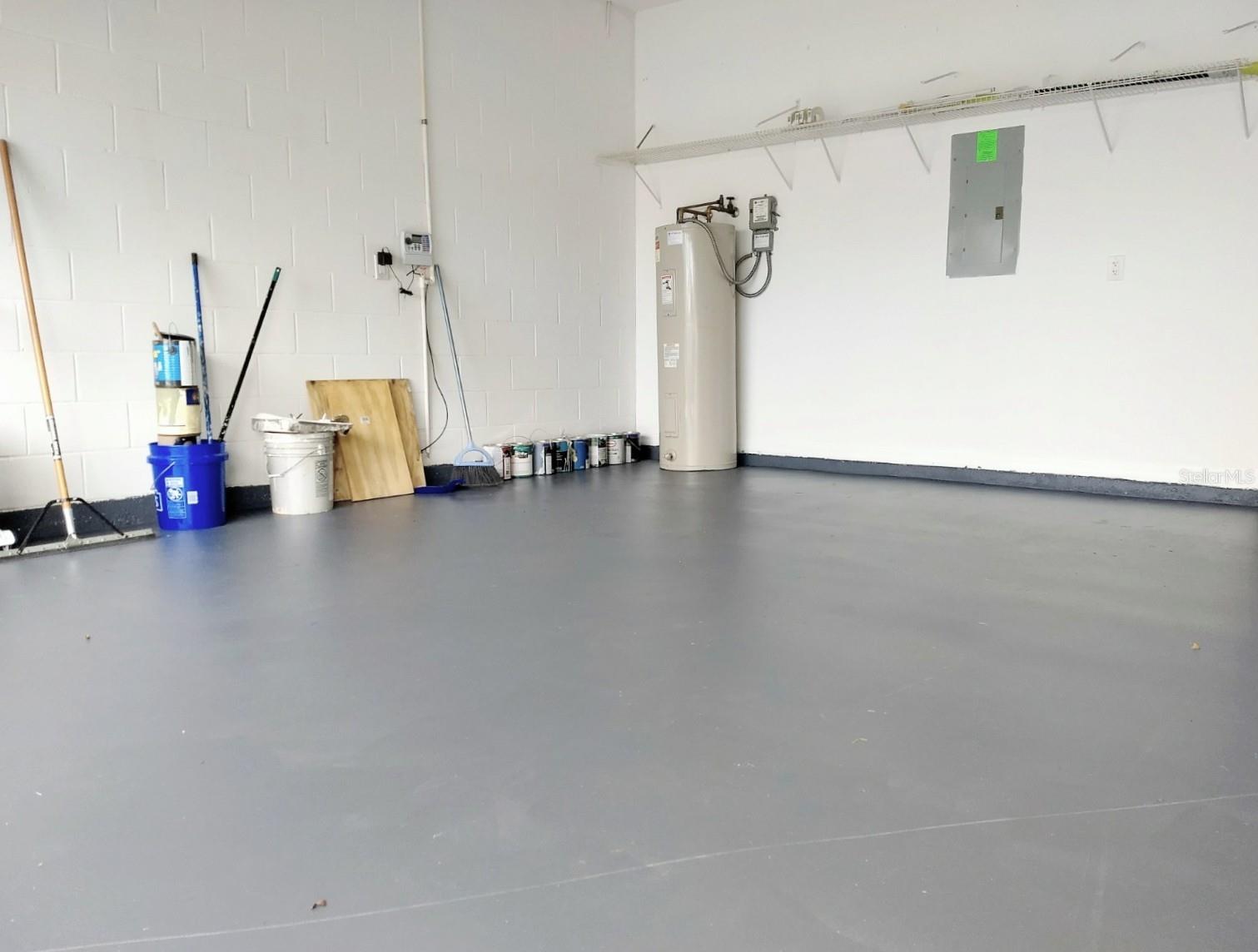 Image 27 of 35 For 5373 Red Leaf Court