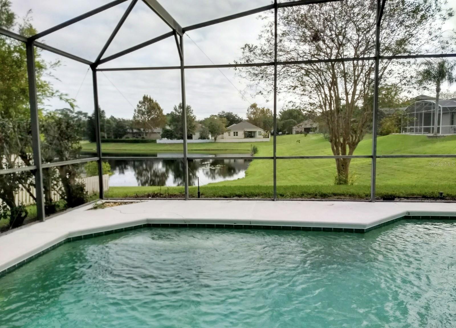 Image 28 of 35 For 5373 Red Leaf Court