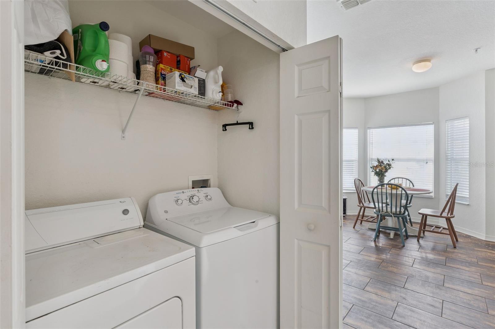 Image 23 of 42 For 2604 Grand Central Parkway 12