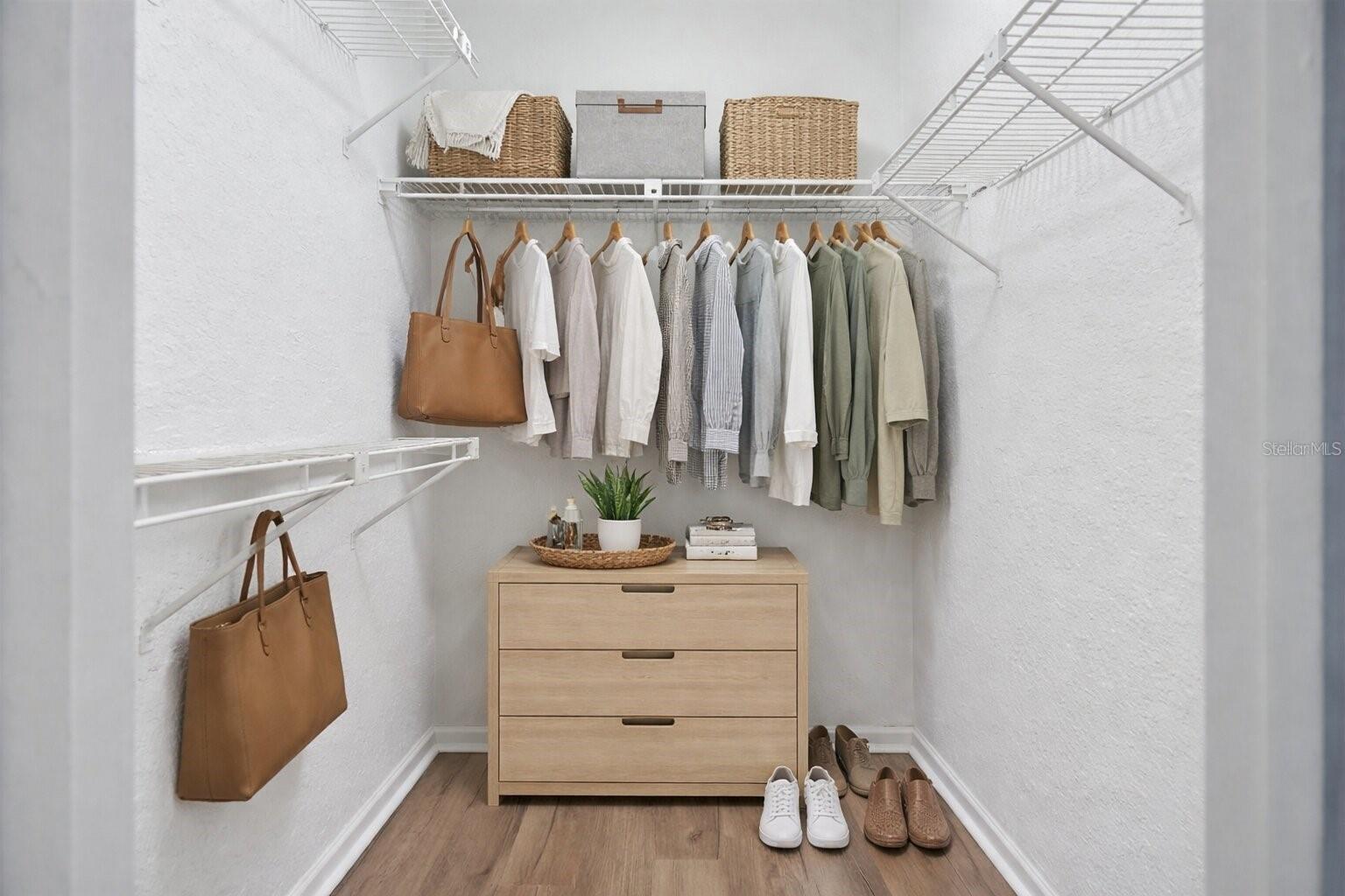 Image 20 of 48 For 2929 Antique Oaks Circle 53