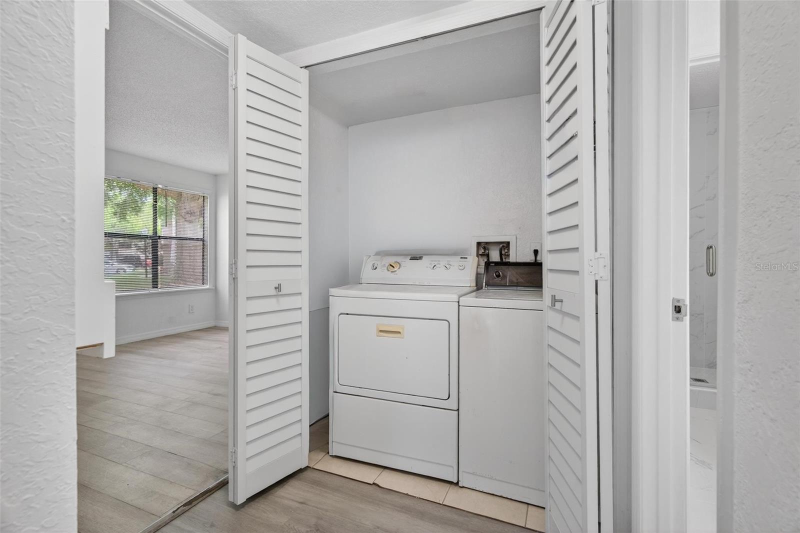 Image 22 of 48 For 2929 Antique Oaks Circle 53