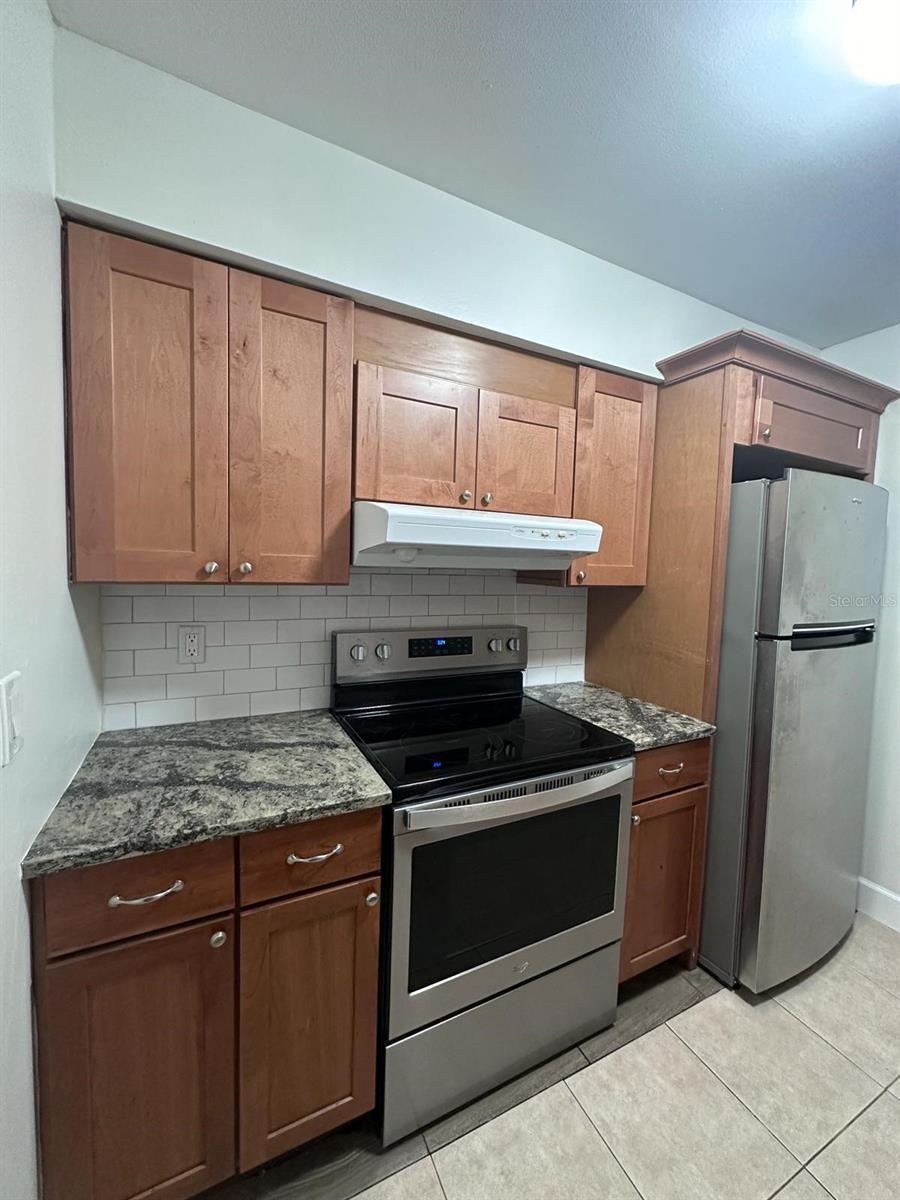 Image 8 of 27 For 310 Cherokee Court F