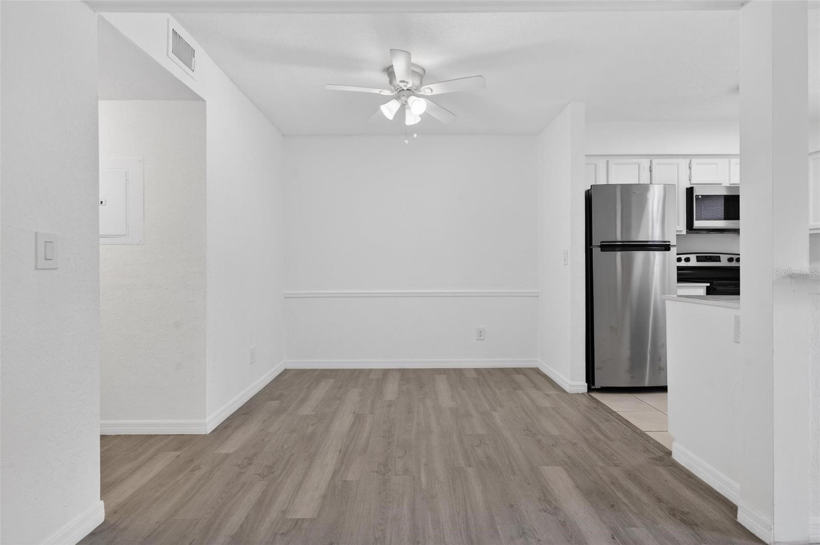 Image 11 of 46 For 2929 Antique Oaks Circle 53