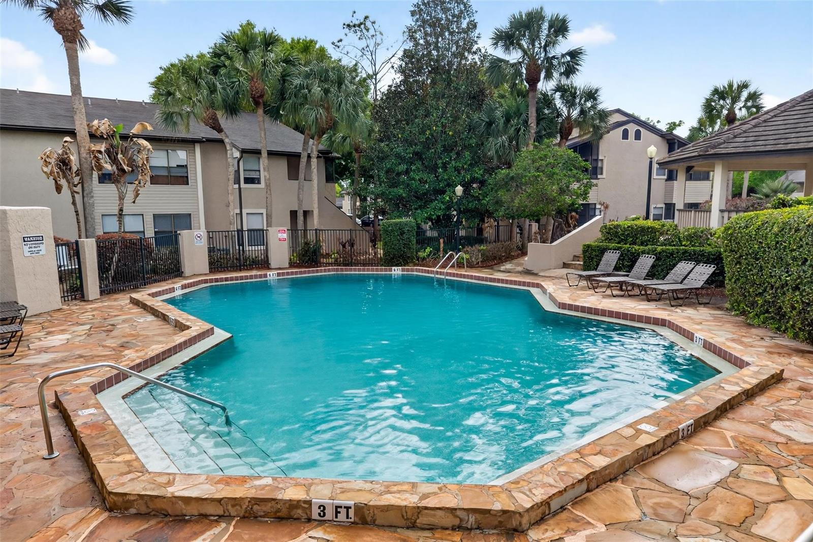 Image 22 of 46 For 2929 Antique Oaks Circle 53